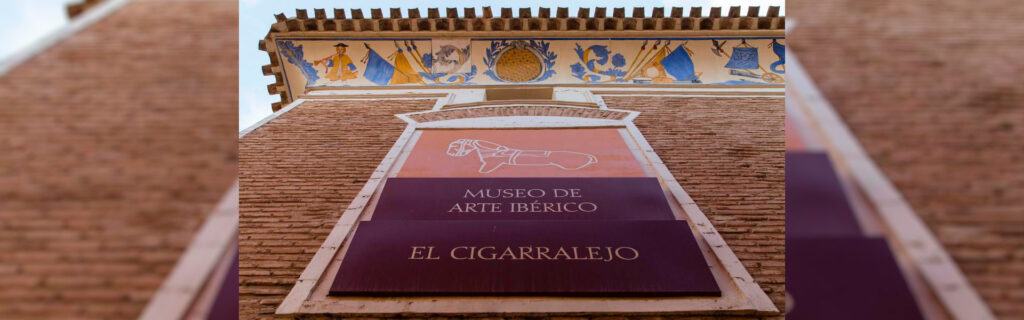 fachada museo cigarralejo